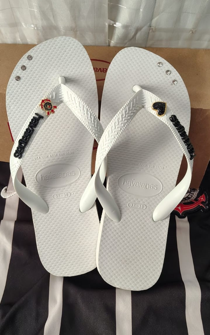 Havaianas Top + Pingente Corinthians e Logomarca Metalizada