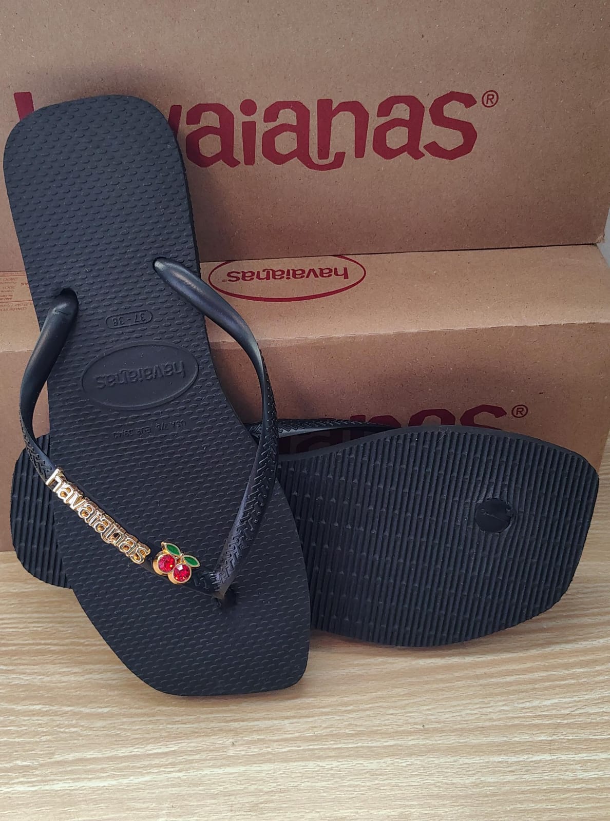 Havaianas Square Pingente Cereja