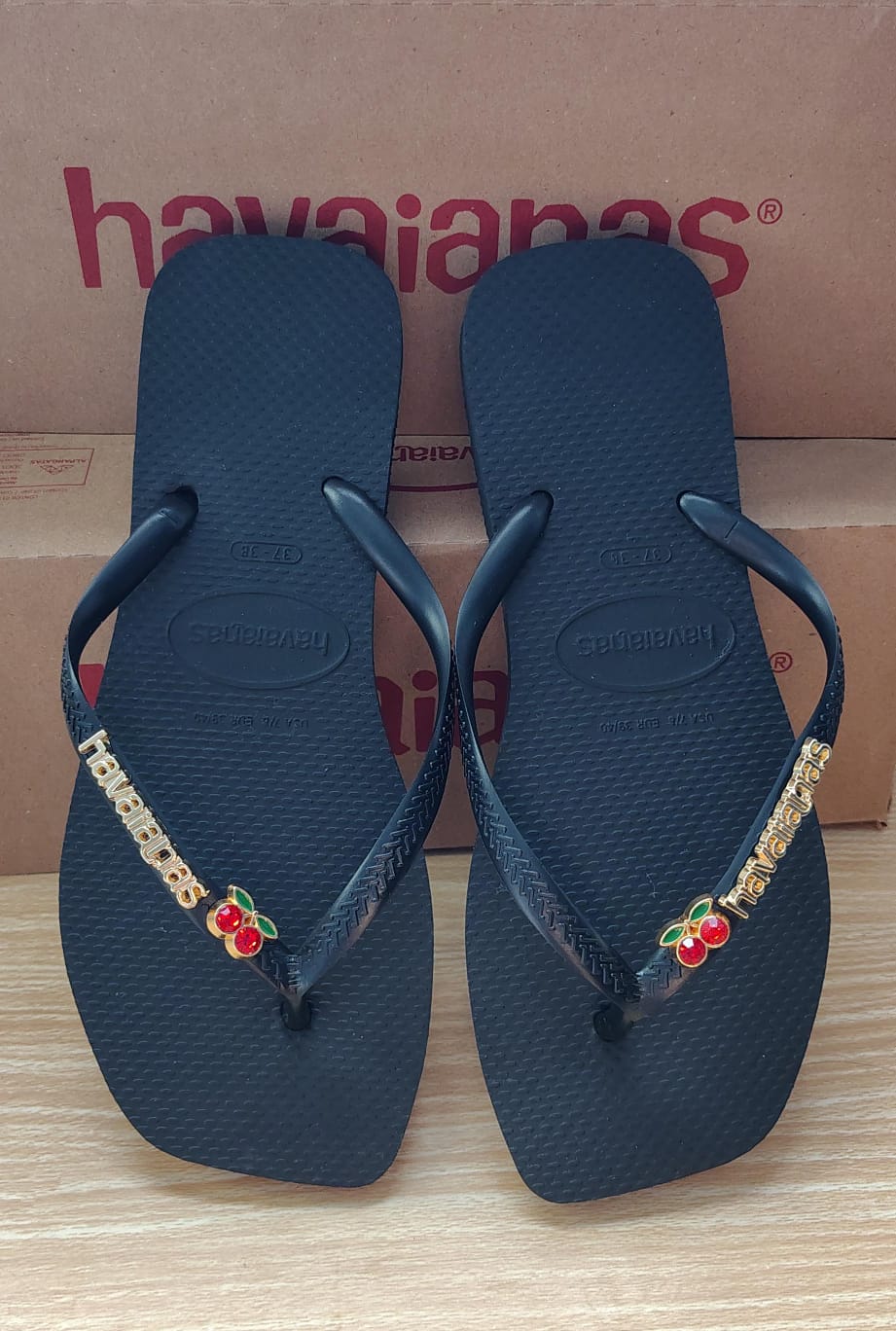 Havaianas Square Pingente Cereja