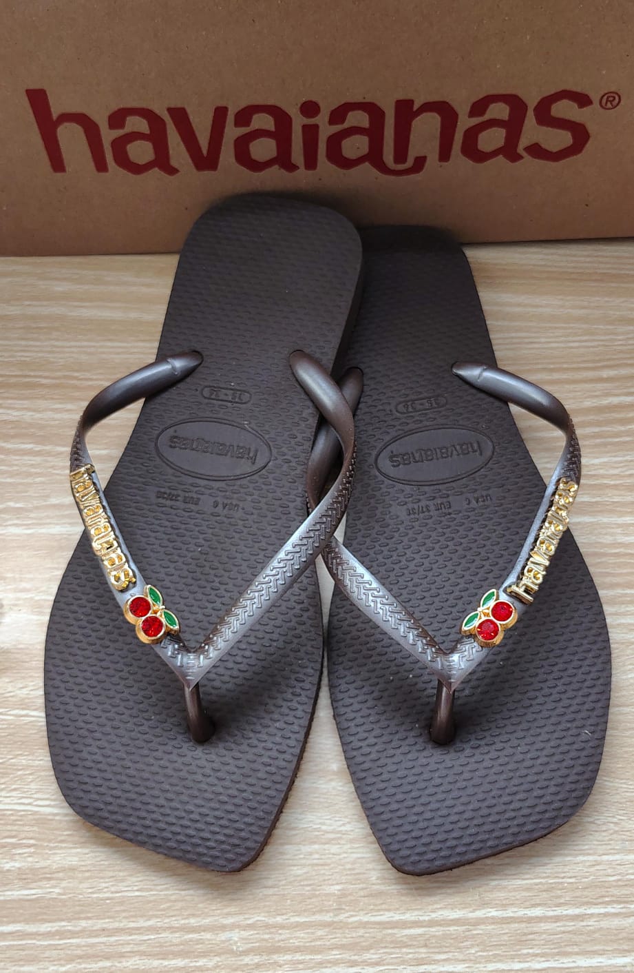 Havaianas Square Pingente Cereja