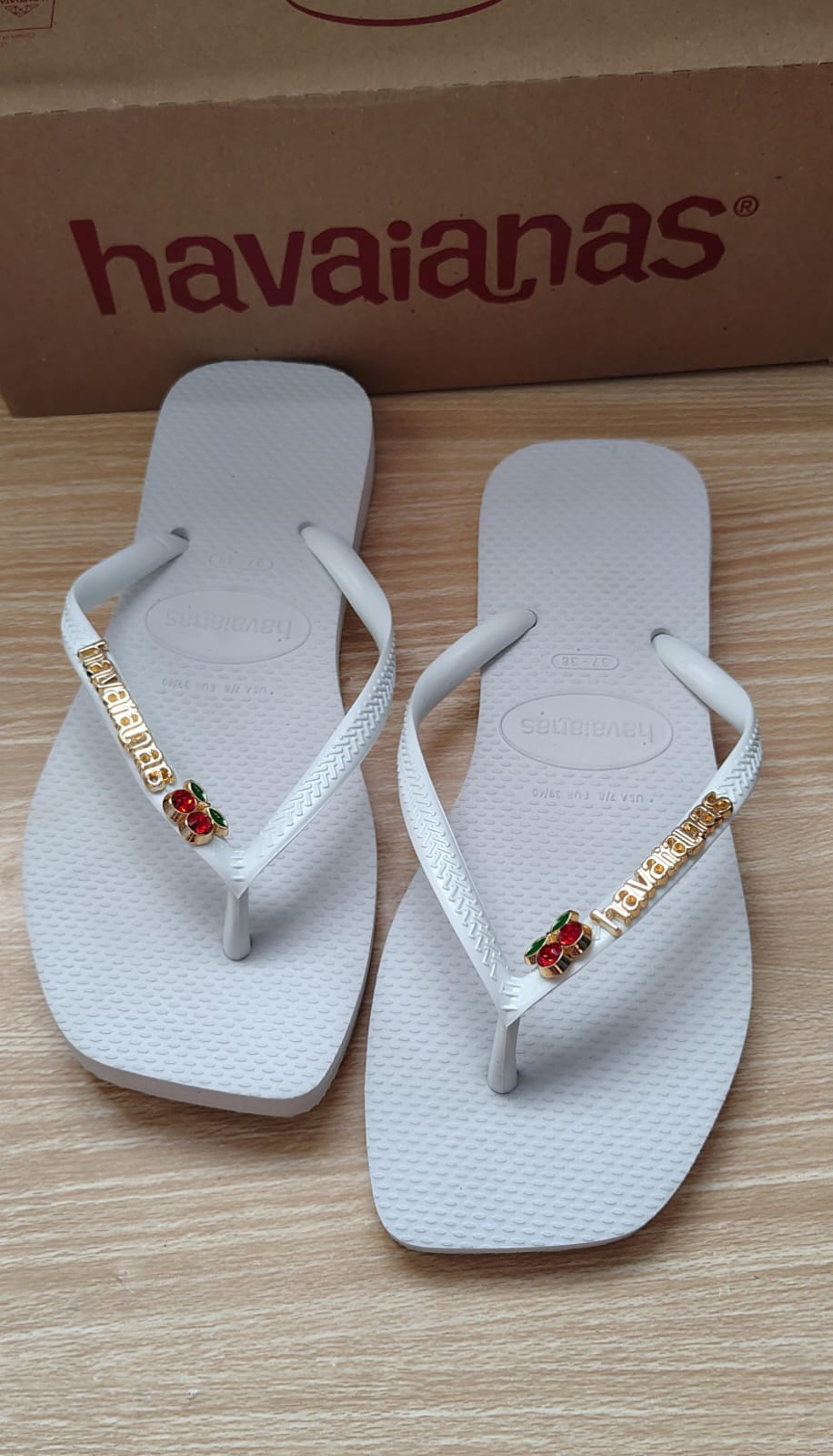 Havaianas Square Pingente Cereja